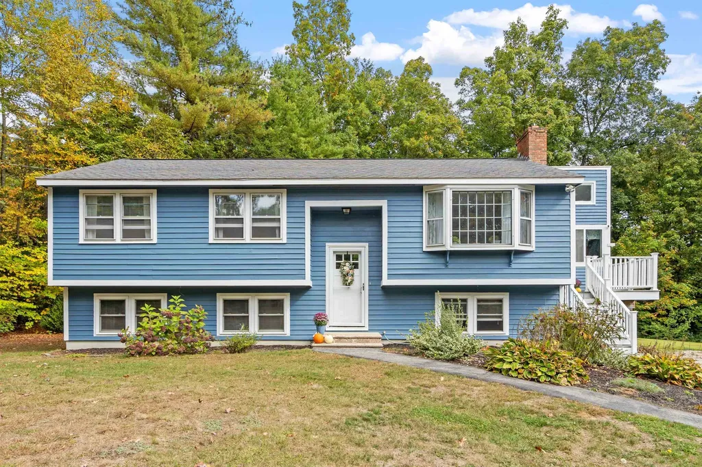 13 Cole Road Derry NH 03038