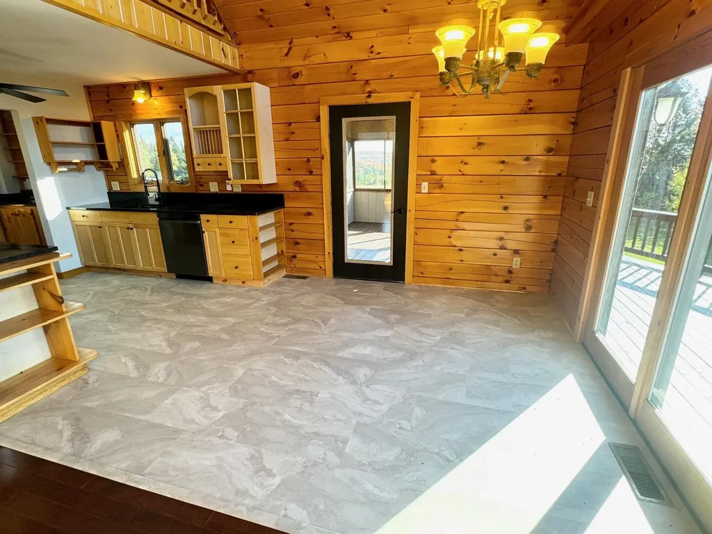 603 Trucott Road Holland VT 05830