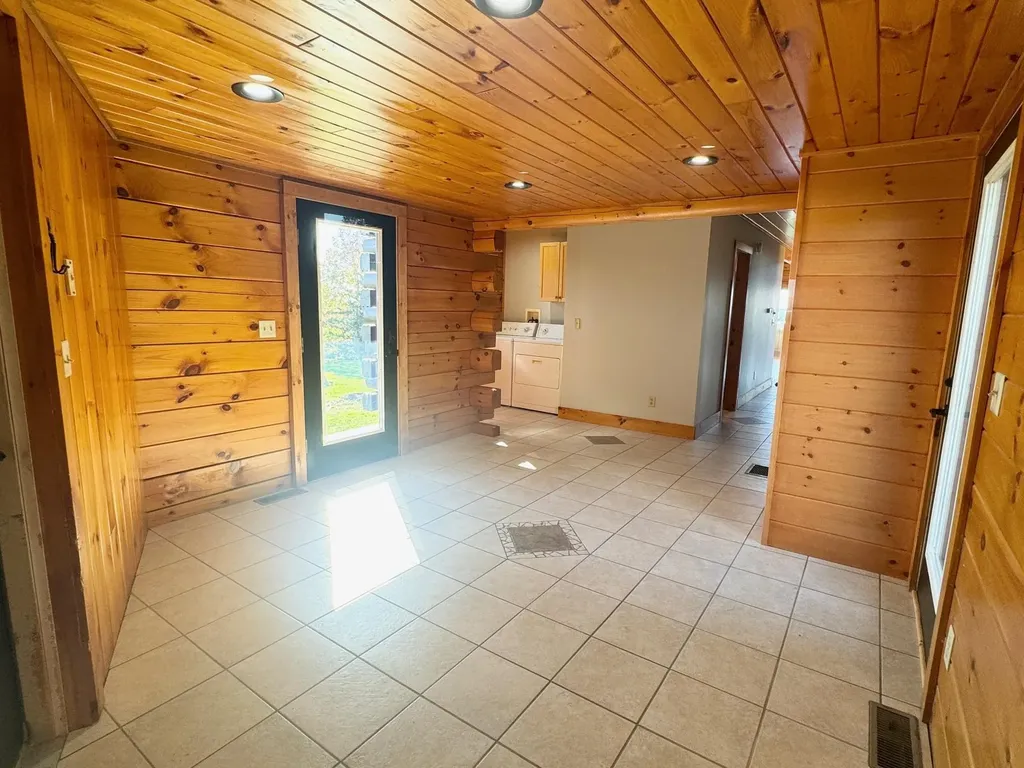 603 Trucott Road Holland VT 05830