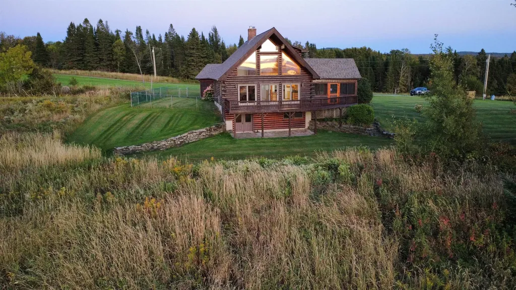 603 Trucott Road Holland VT 05830