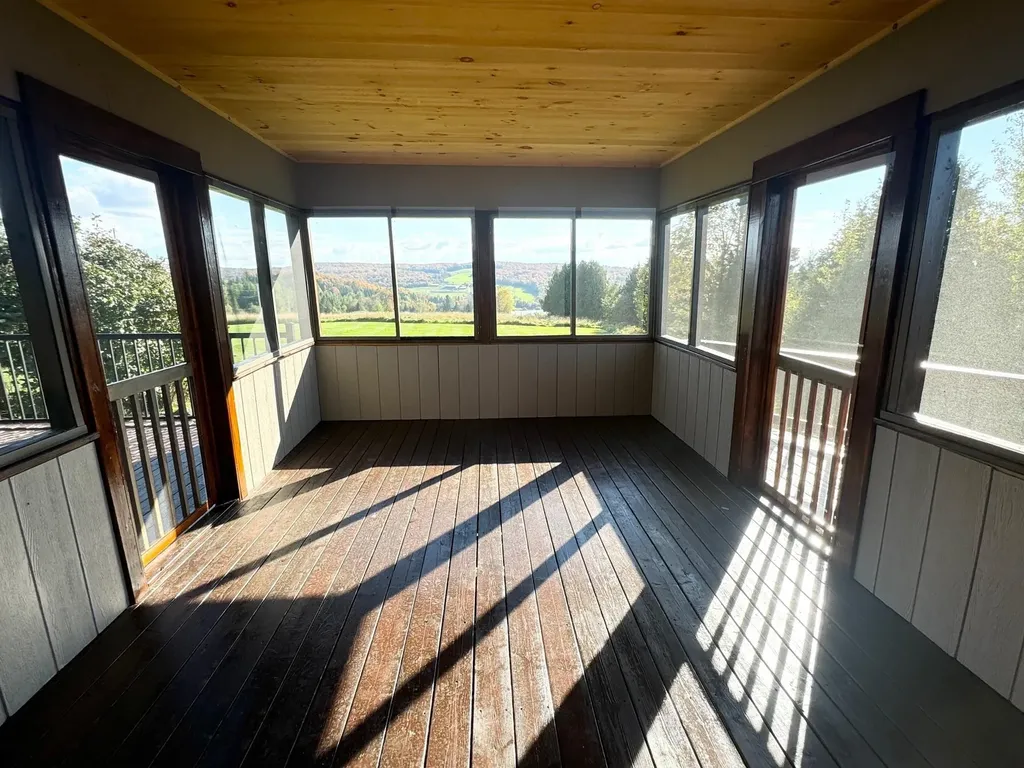 603 Trucott Road Holland VT 05830