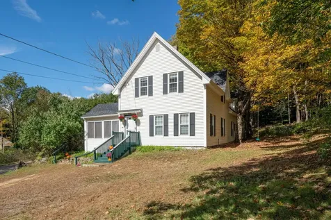 5 Willow Road Sanbornton NH 03269