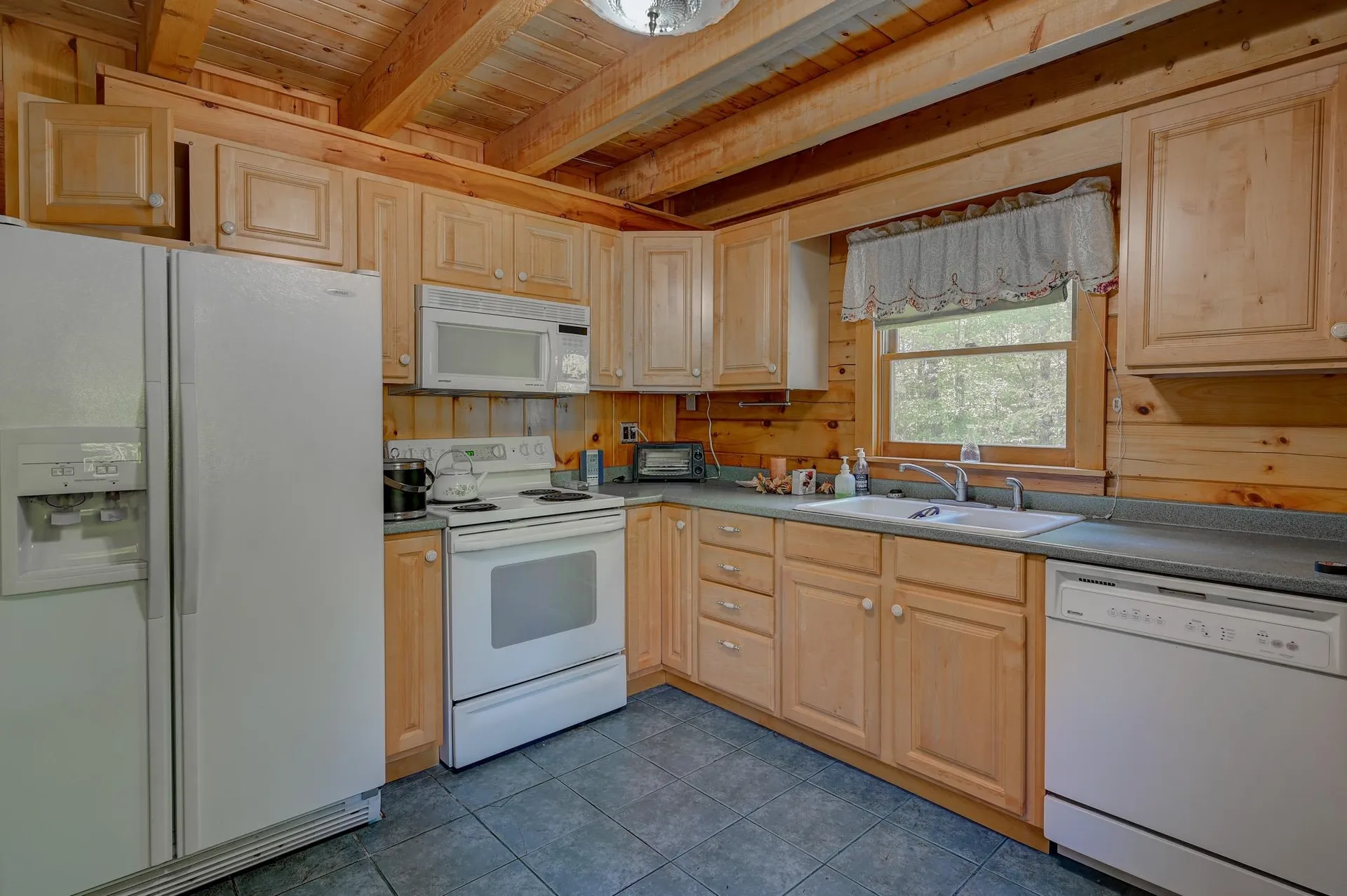 401 Pequawket Drive Conway NH 03818