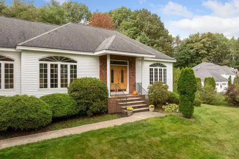 53 Searles Road Windham NH 03087