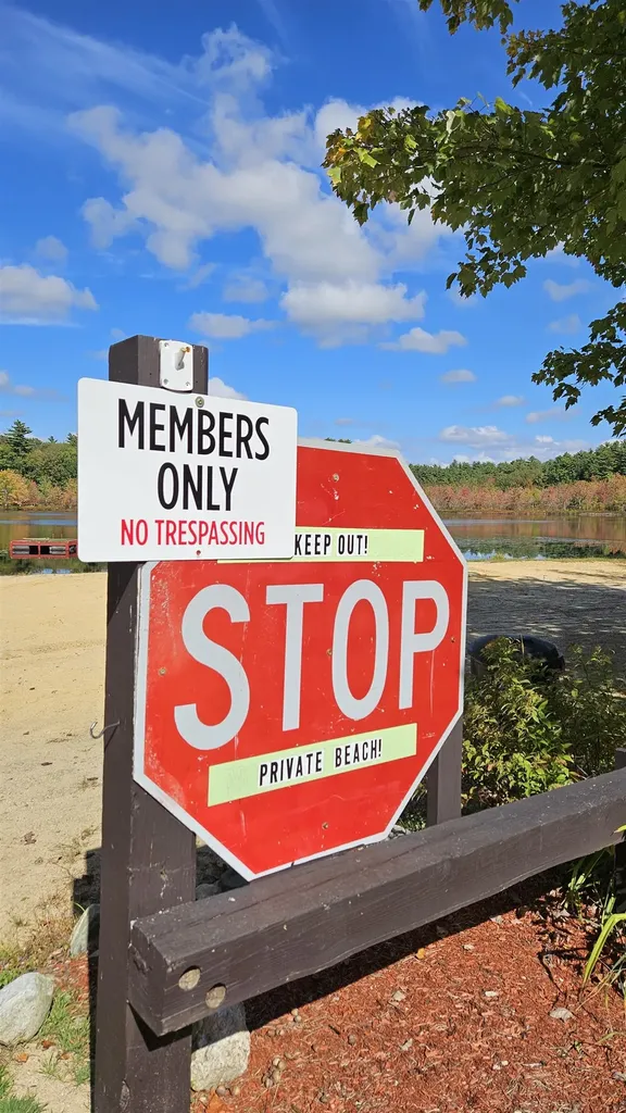 22 Gena Avenue Derry NH 03038