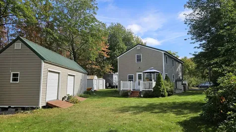 22 Gena Avenue Derry NH 03038