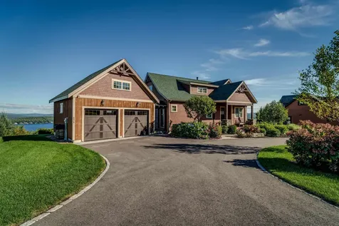 171 Akwa Vista Laconia NH 03246