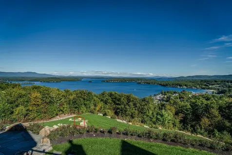 171 Akwa Vista Laconia NH 03246