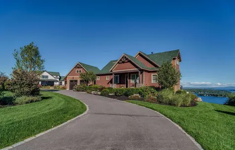 171 Akwa Vista Laconia NH 03246