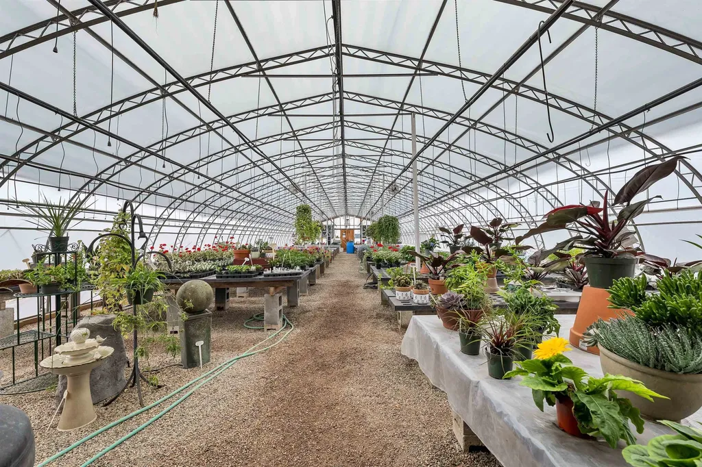 252 Middle Road Tuftonboro NH 03816