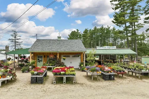 252 Middle Road Tuftonboro NH 03816