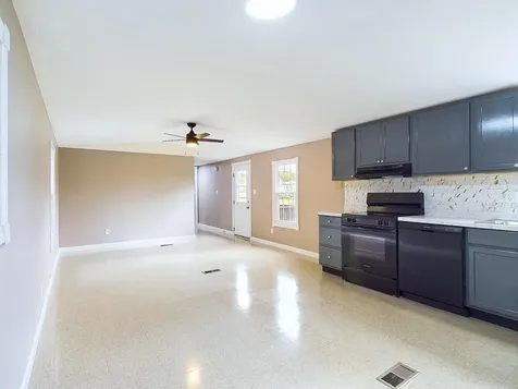 147 Canaan Mobile Home Park Canaan VT 05903