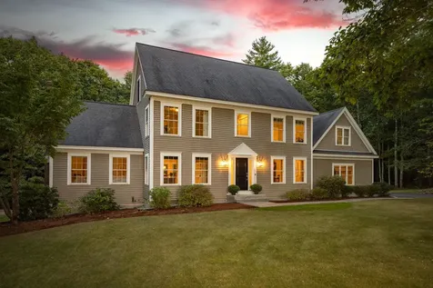 10 Balsam Way Stratham NH 03885