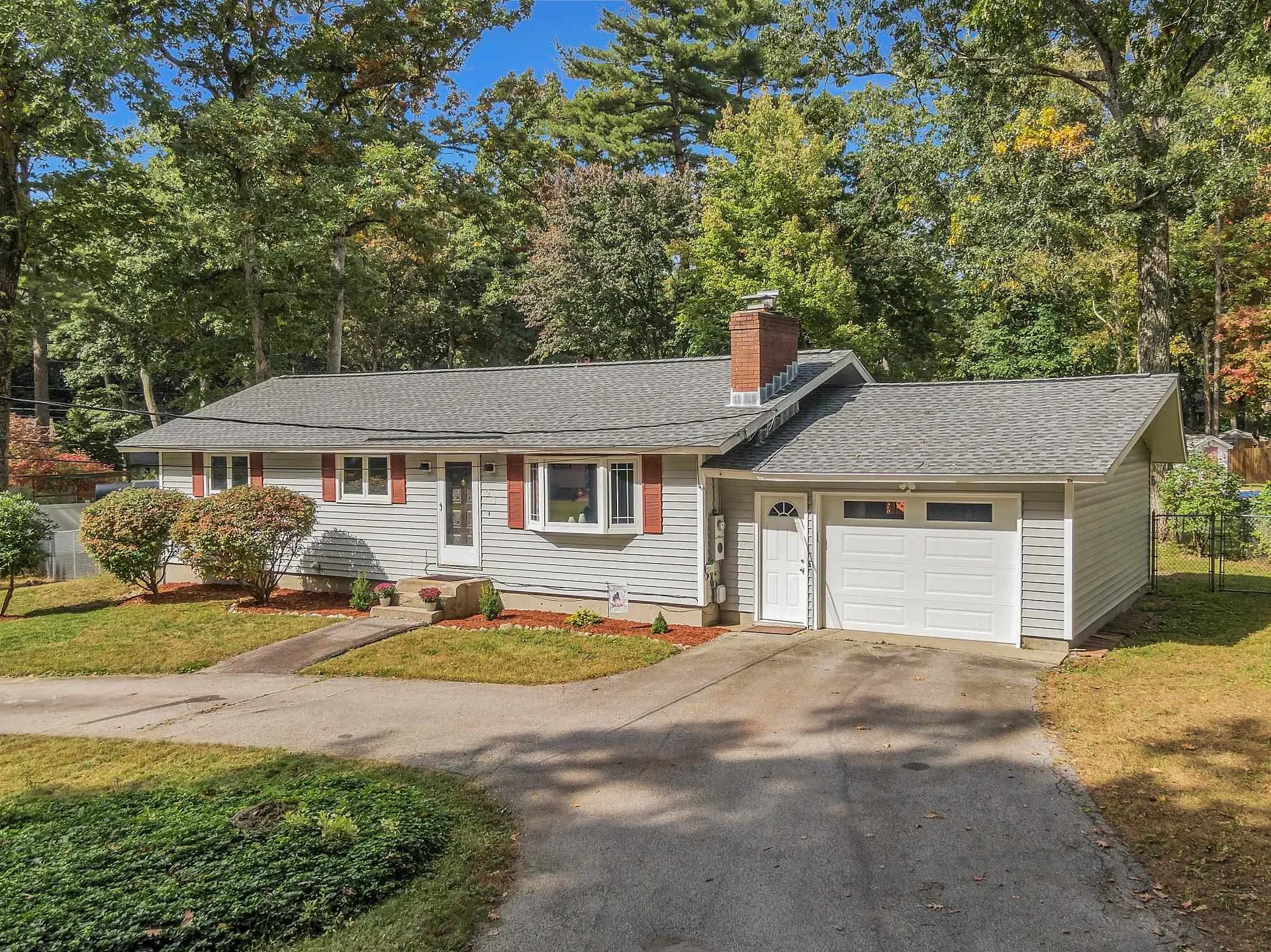 23 Vista Way Merrimack NH 03054