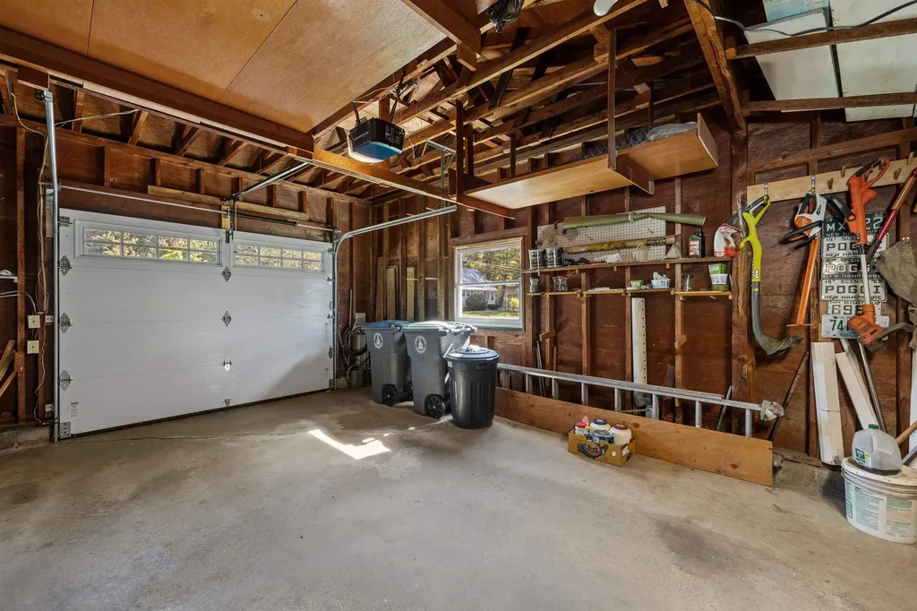 1 Renarl Avenue Pembroke NH 03275