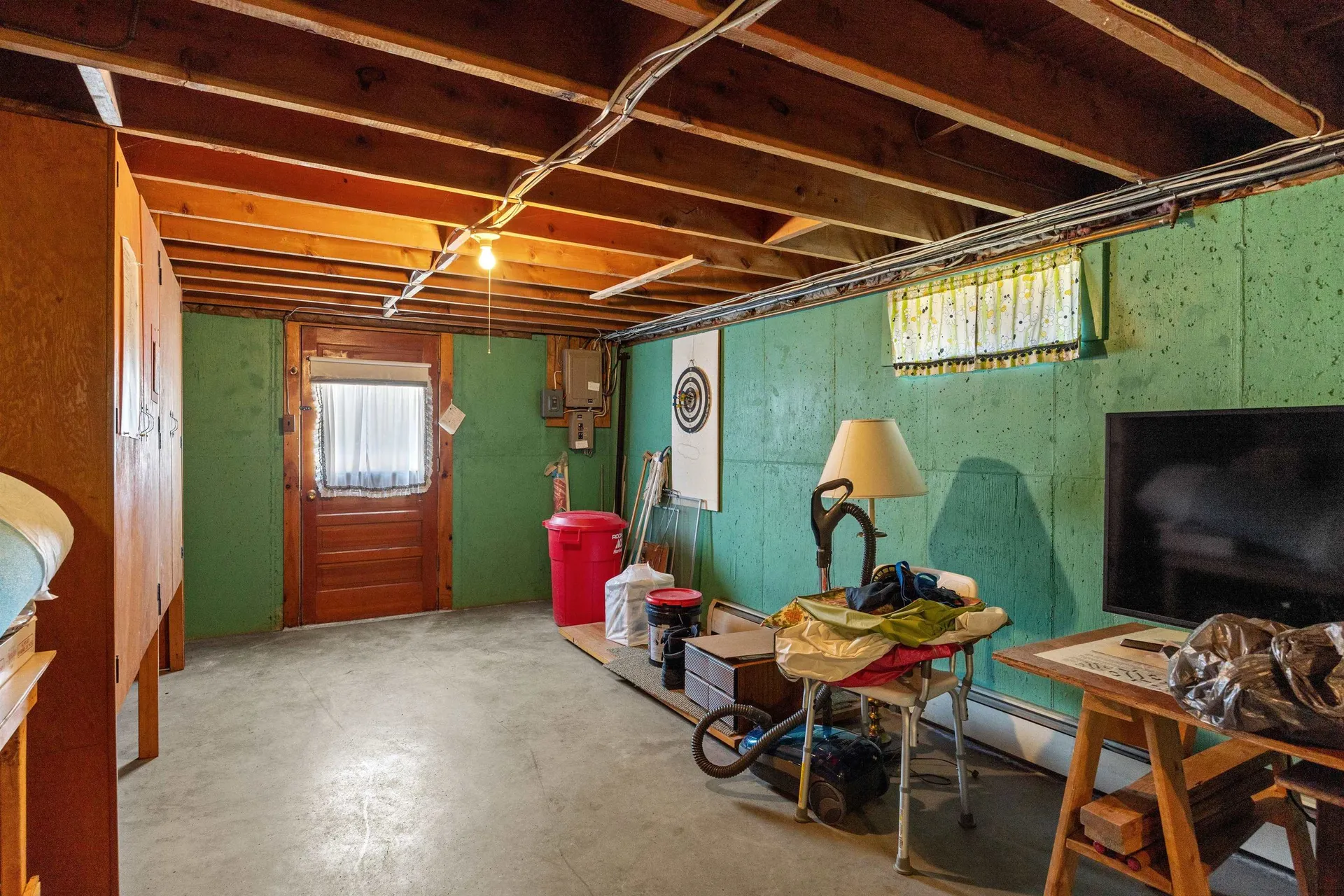 1 Renarl Avenue Pembroke NH 03275