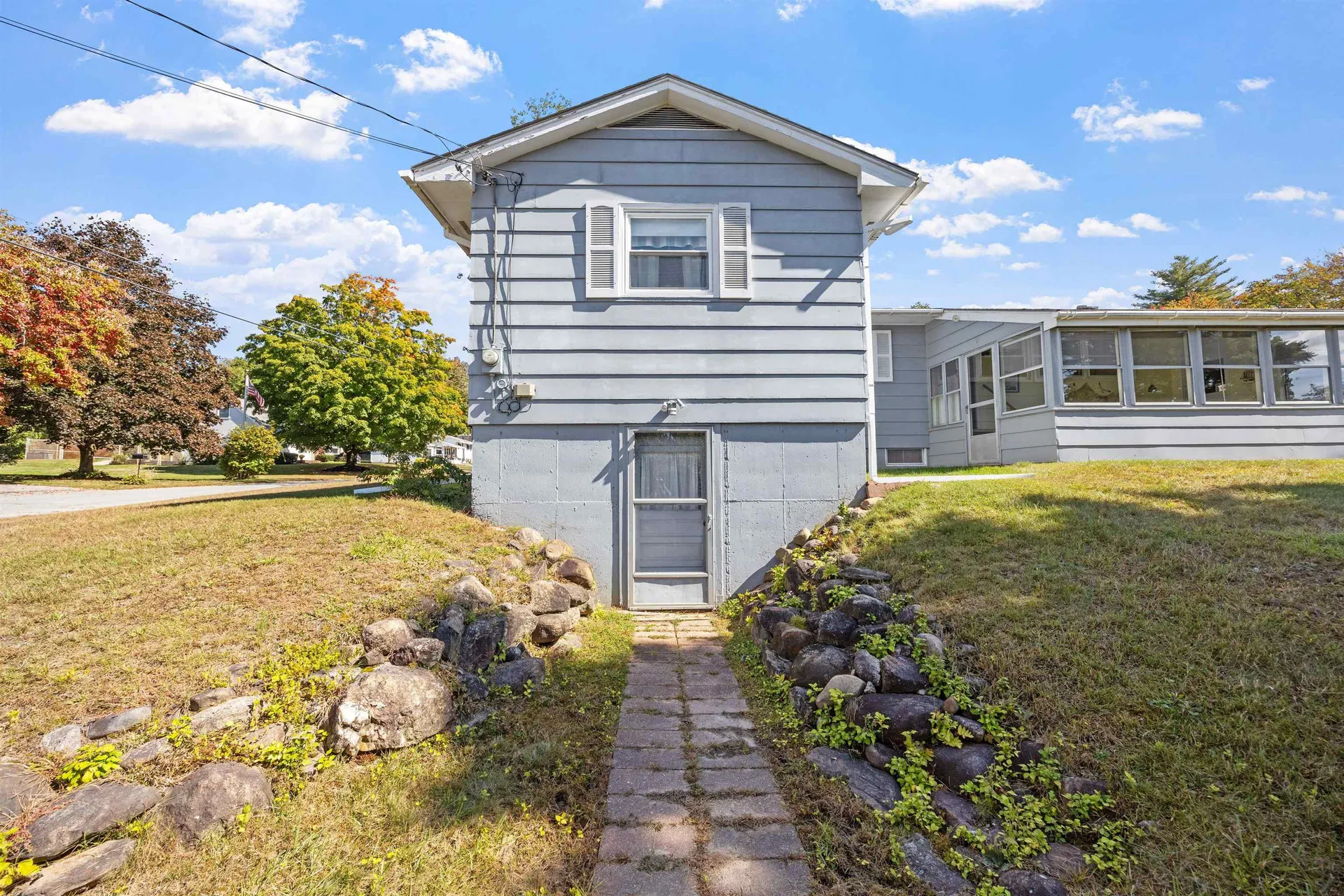 1 Renarl Avenue Pembroke NH 03275