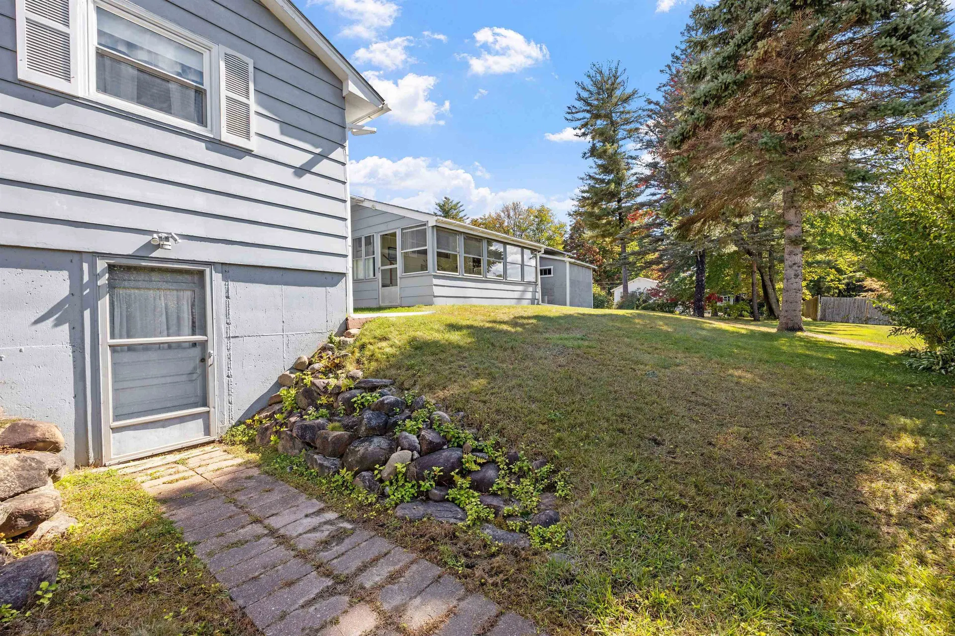 1 Renarl Avenue Pembroke NH 03275