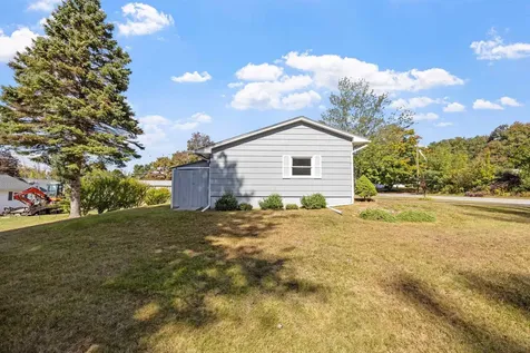 1 Renarl Avenue Pembroke NH 03275