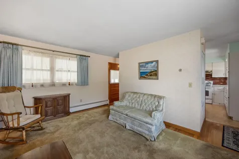 1 Renarl Avenue Pembroke NH 03275