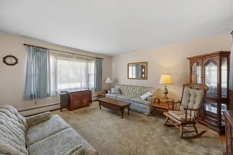 1 Renarl Avenue Pembroke NH 03275