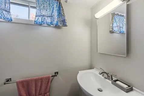 1 Renarl Avenue Pembroke NH 03275