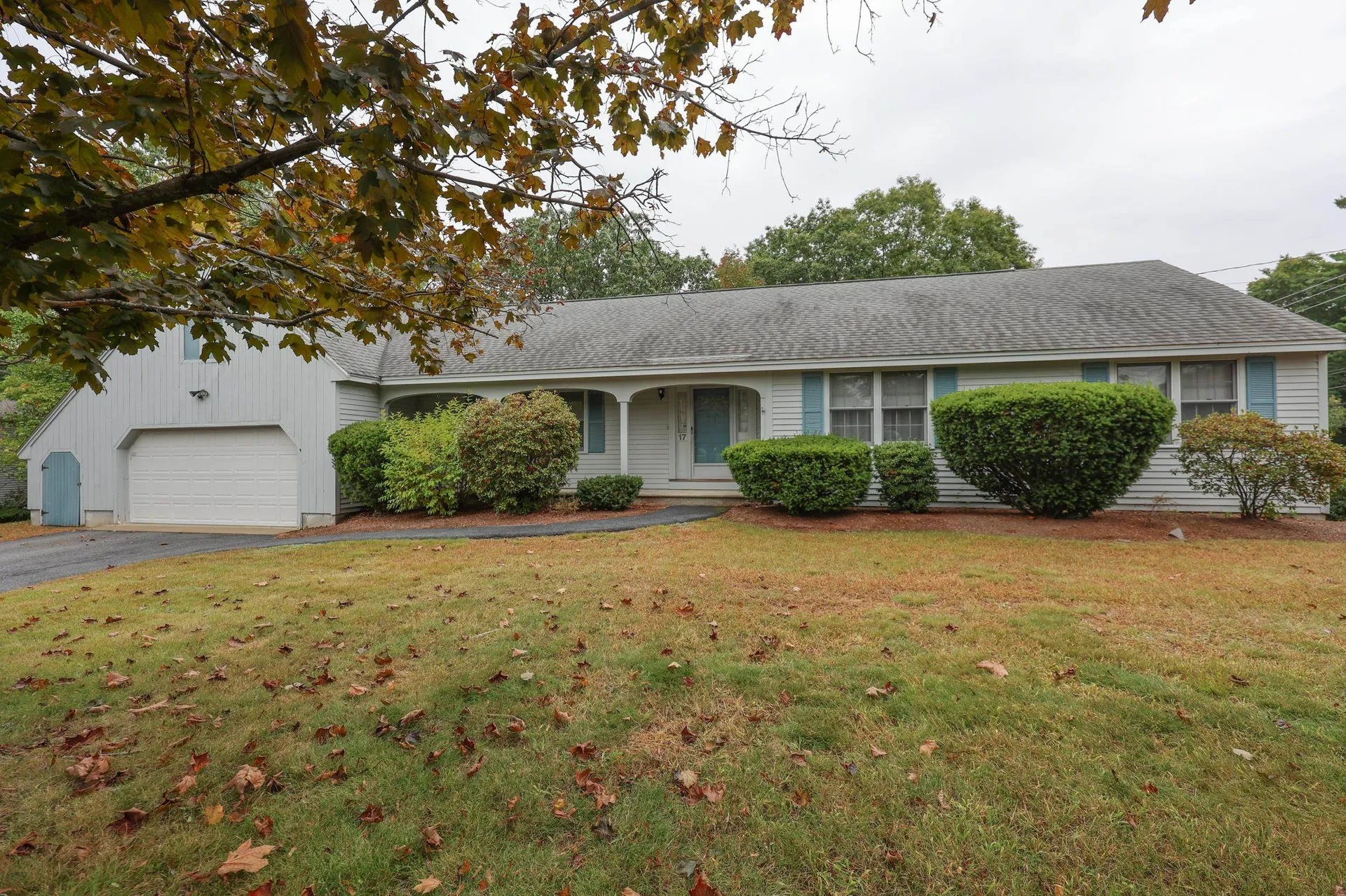 17 Currier Drive Manchester NH 03104