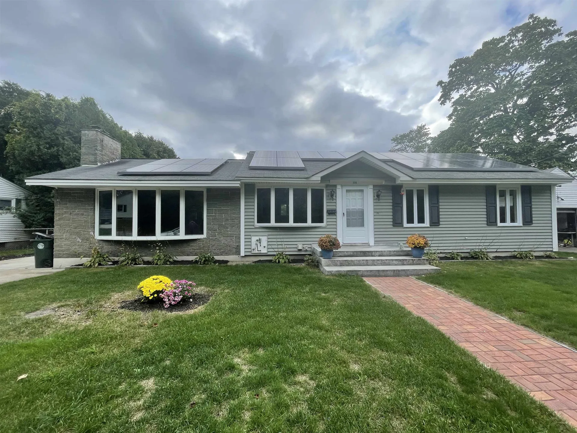 115 Leewood Street Manchester NH 03103