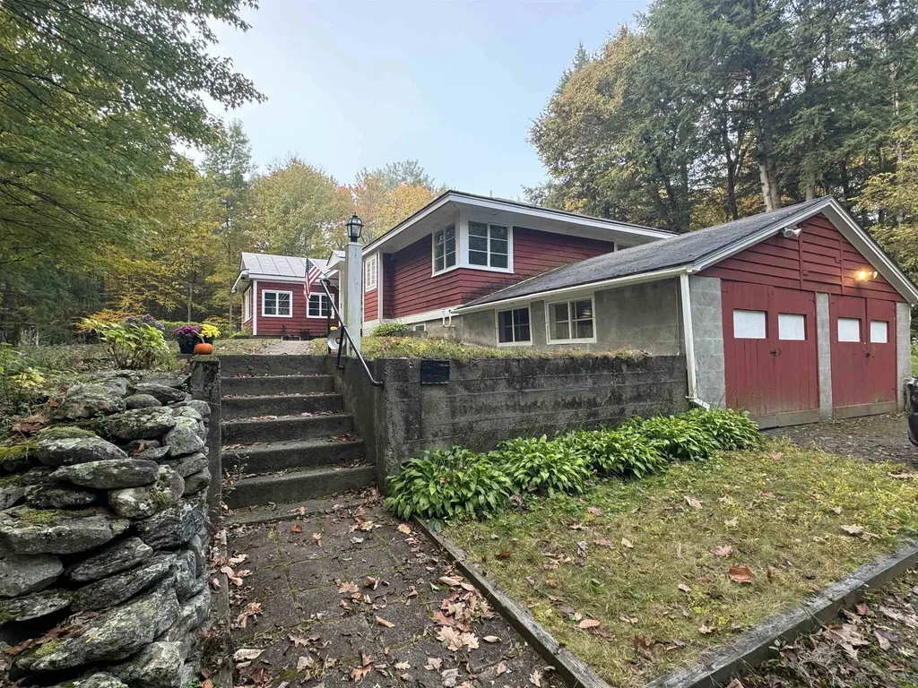 19 Rock Pine Drive Thetford VT 05043