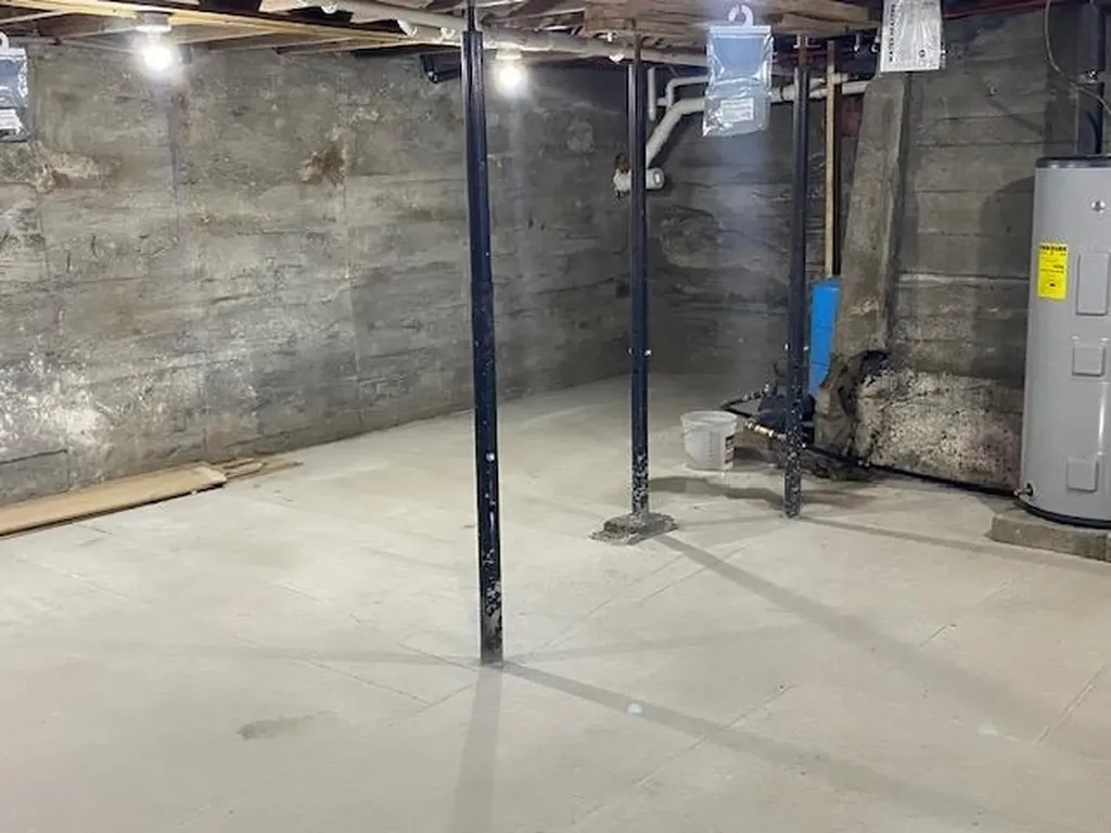 8 Plain Road Dummer NH 03588