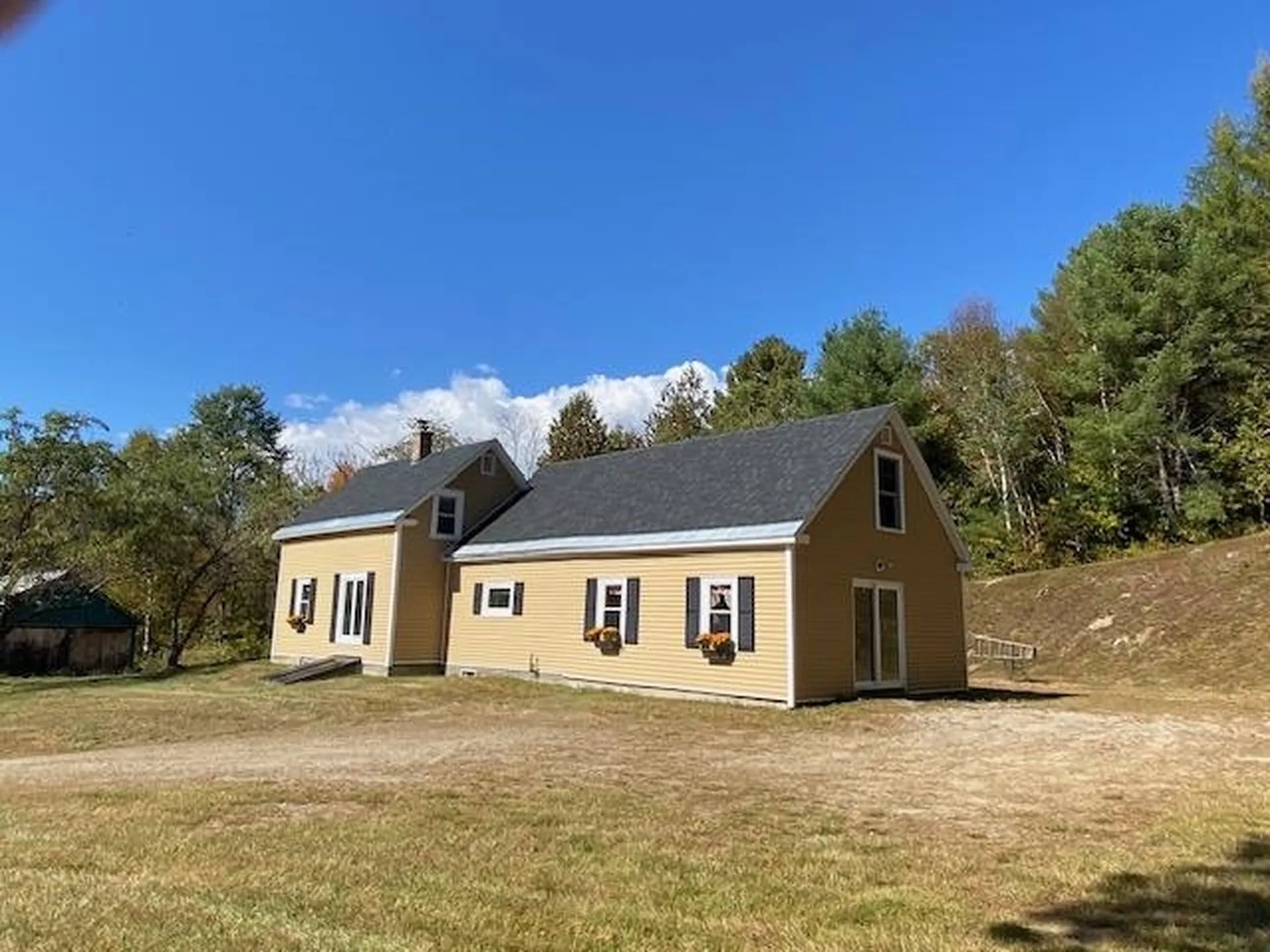 8 Plain Road Dummer NH 03588