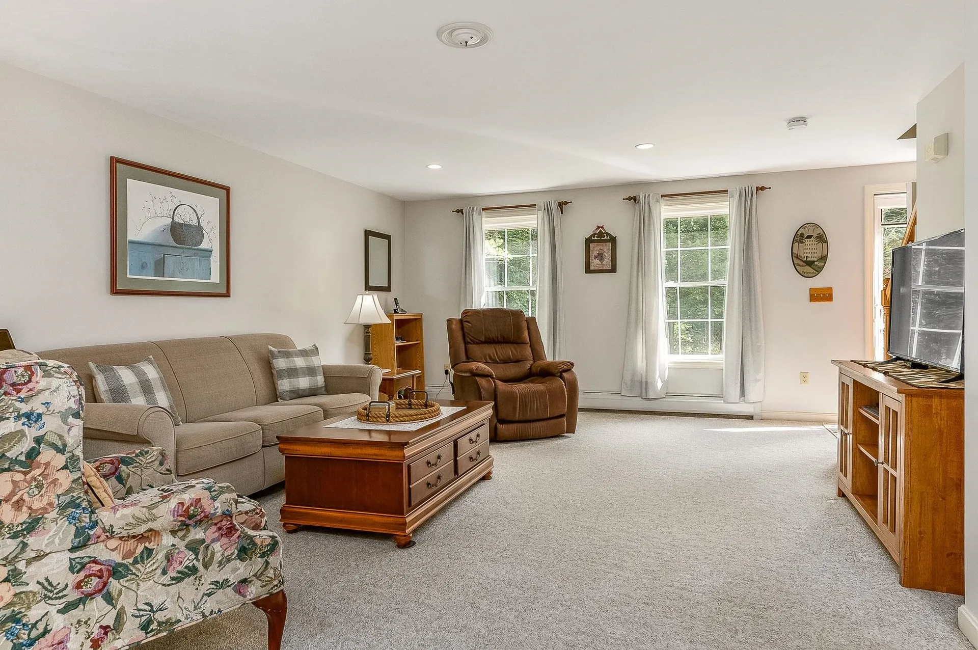 68 Tamarack Road Lee NH 03861