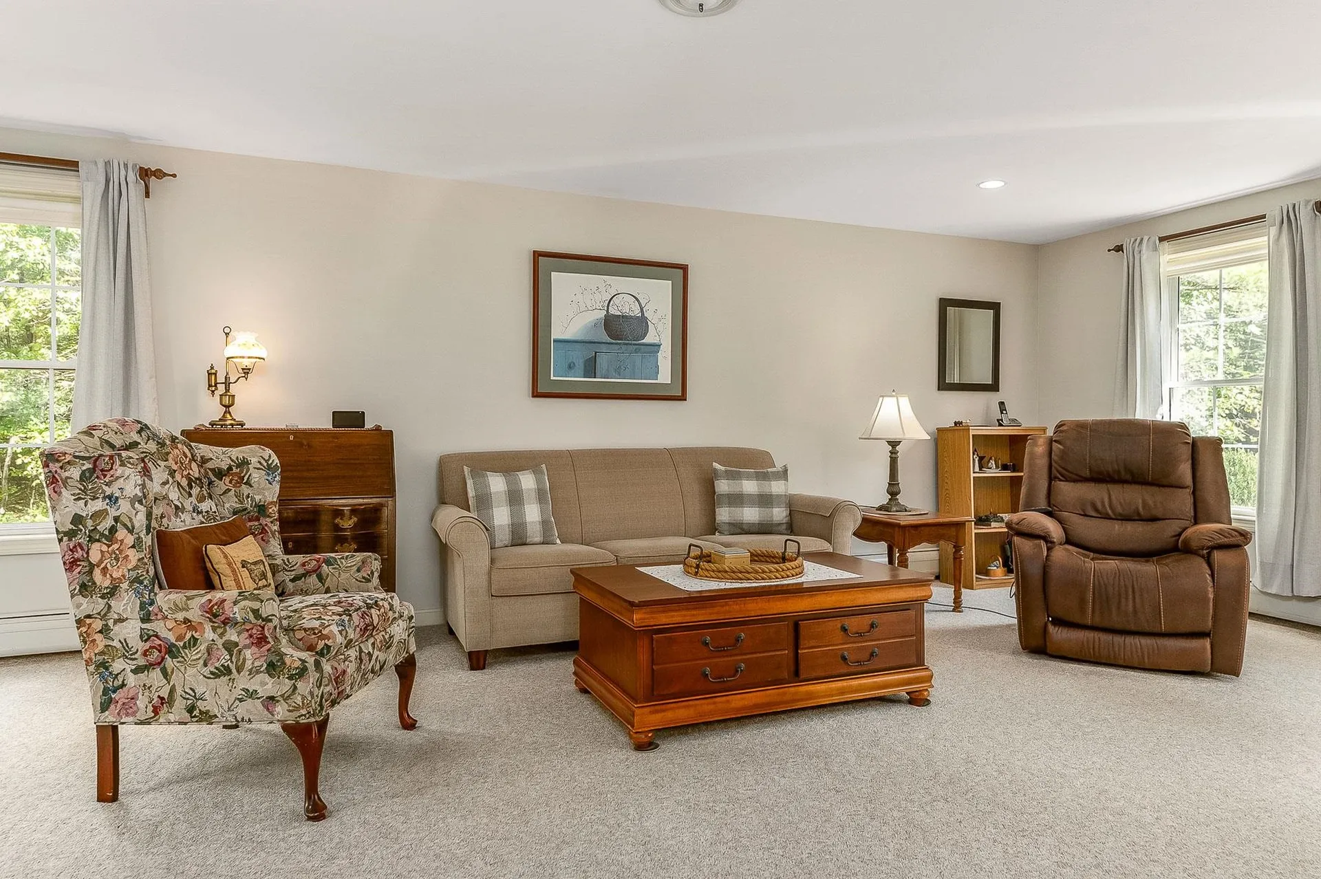 68 Tamarack Road Lee NH 03861