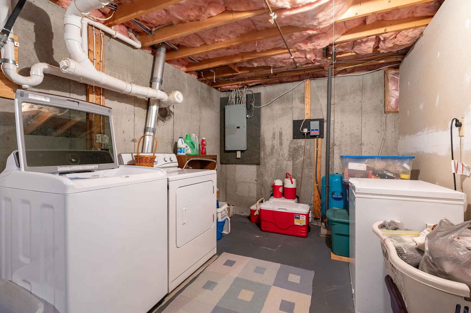 68 Tamarack Road Lee NH 03861