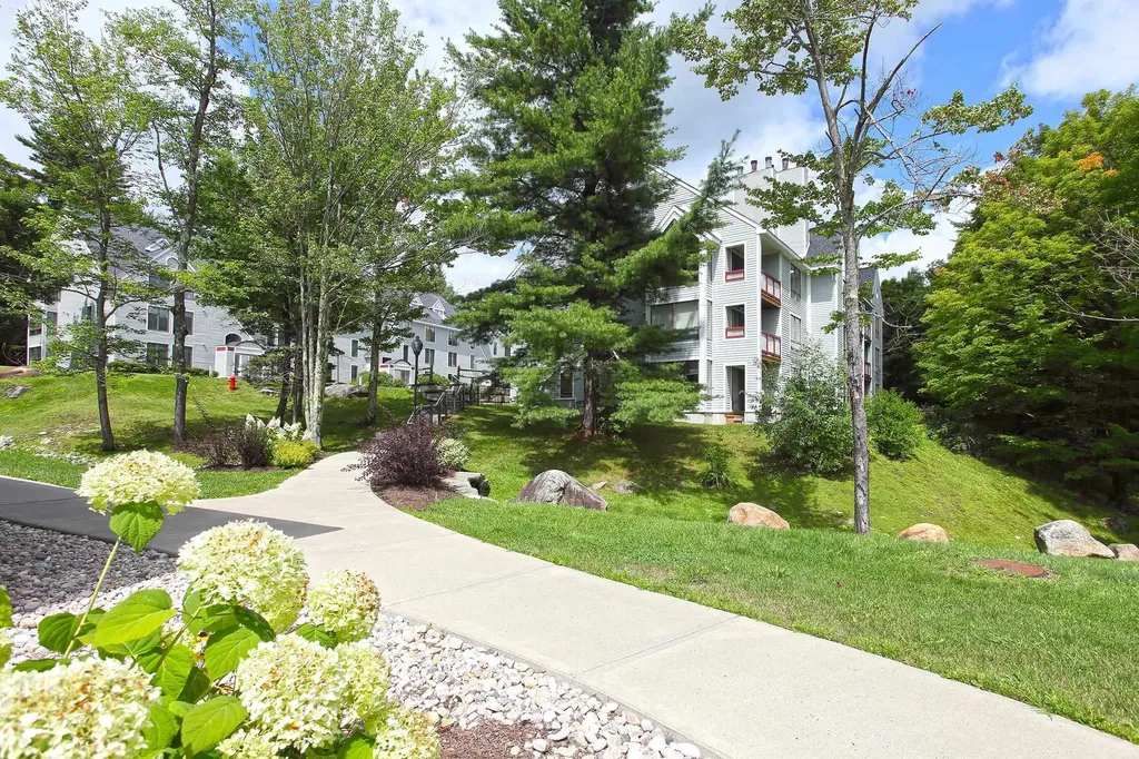 E-26 Northbrook Village Way Dover VT 05356