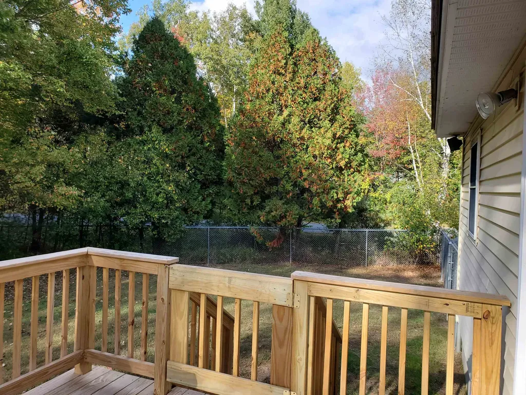 177 Lapan Circle Enfield NH 03748