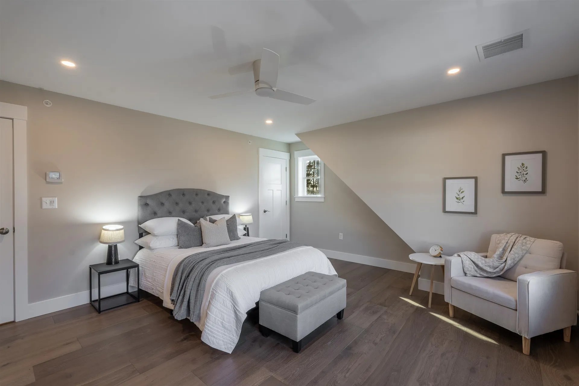 35 Hemlock Way Portsmouth NH 03801