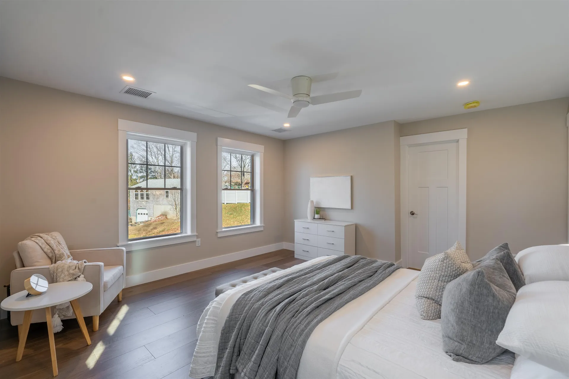 35 Hemlock Way Portsmouth NH 03801