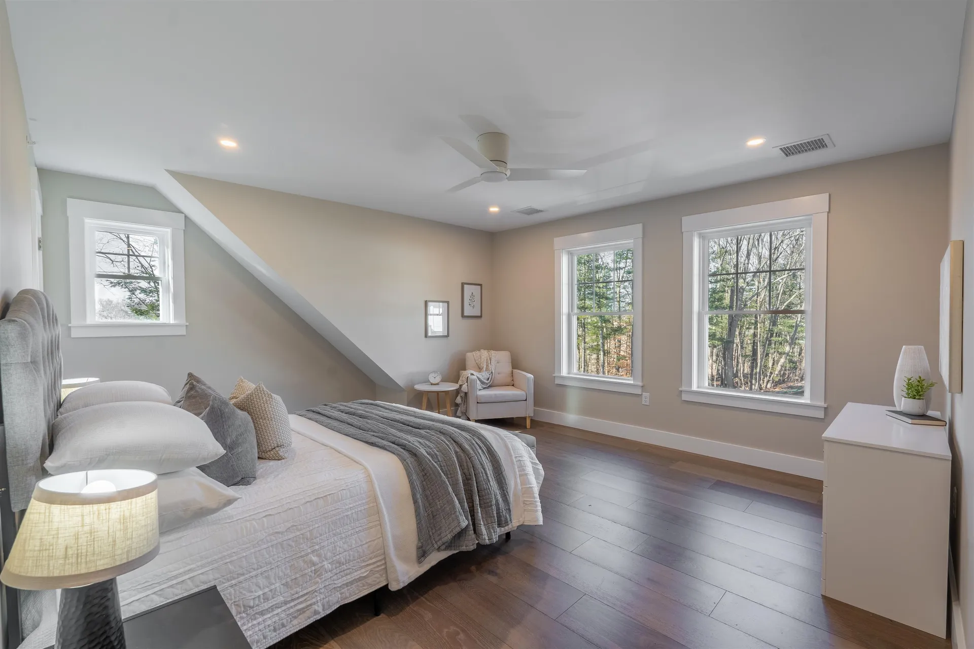 35 Hemlock Way Portsmouth NH 03801