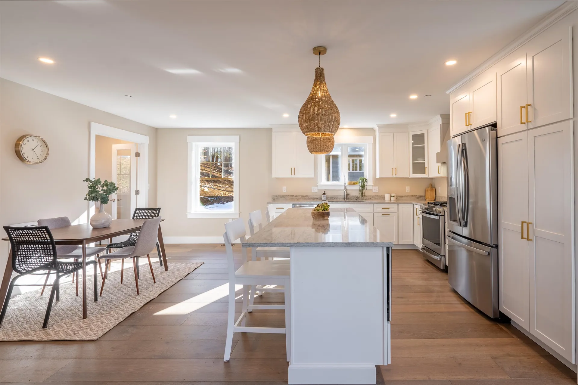 35 Hemlock Way Portsmouth NH 03801