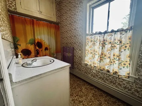 121 Benmont Avenue Bennington VT 05201