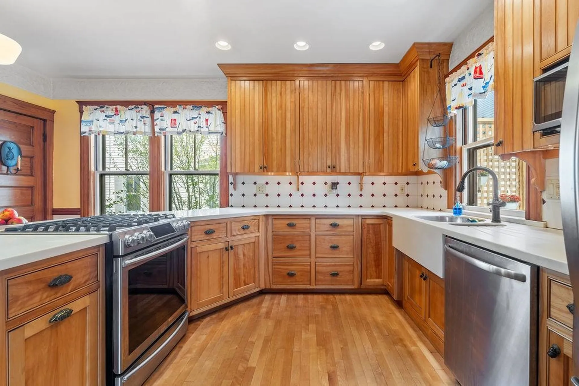 387 Richards Avenue Portsmouth NH 03801