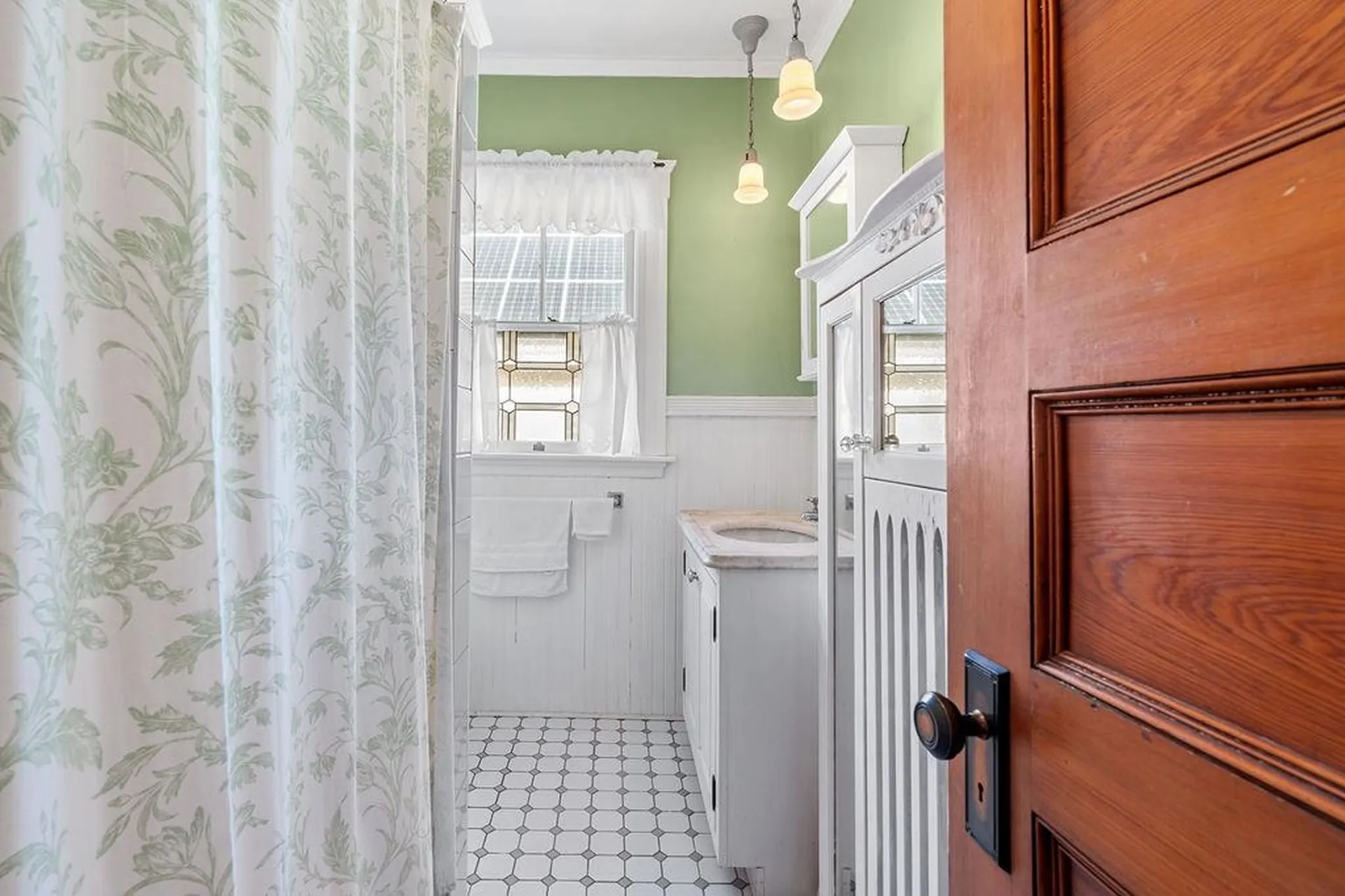 387 Richards Avenue Portsmouth NH 03801