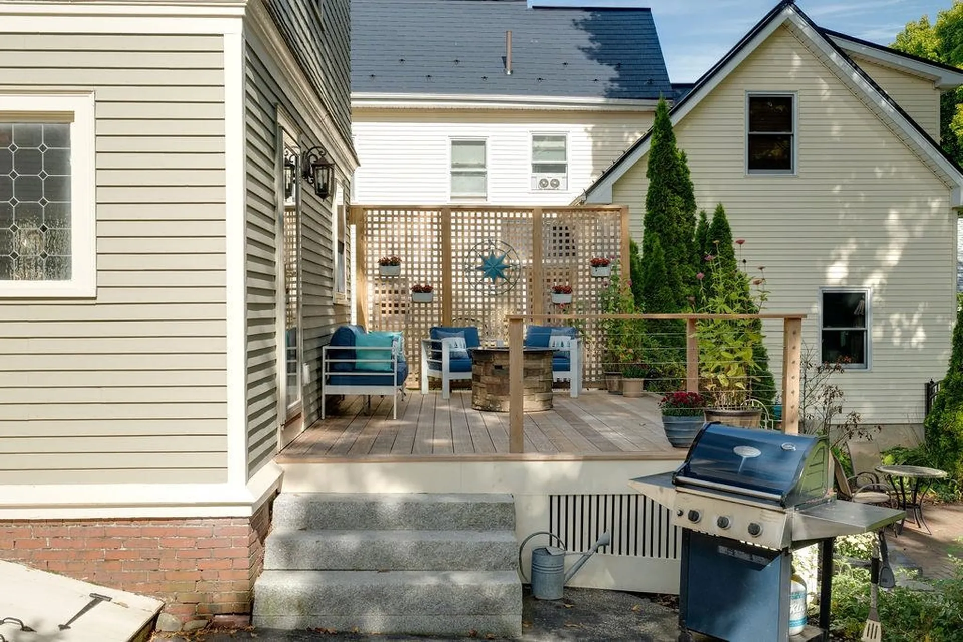 387 Richards Avenue Portsmouth NH 03801