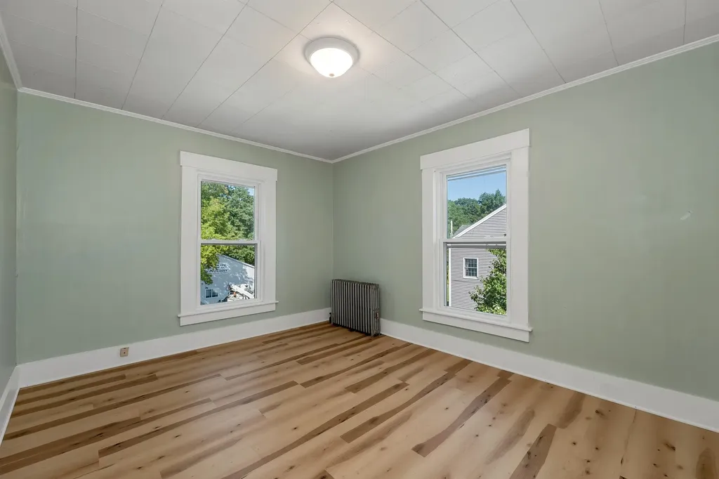 57 Park Street Northfield NH 03276