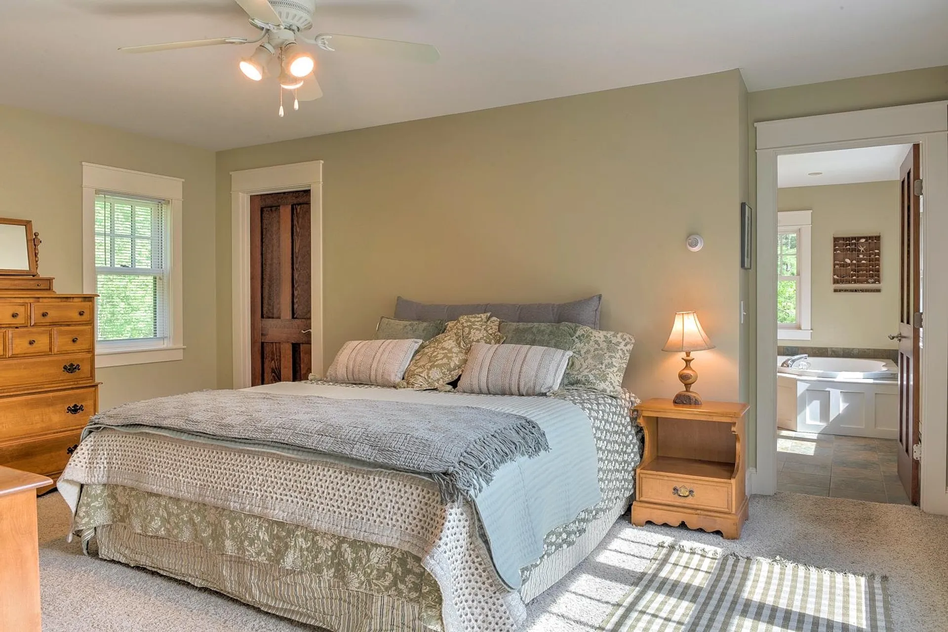 662 Hurricane Road Keene NH 03431