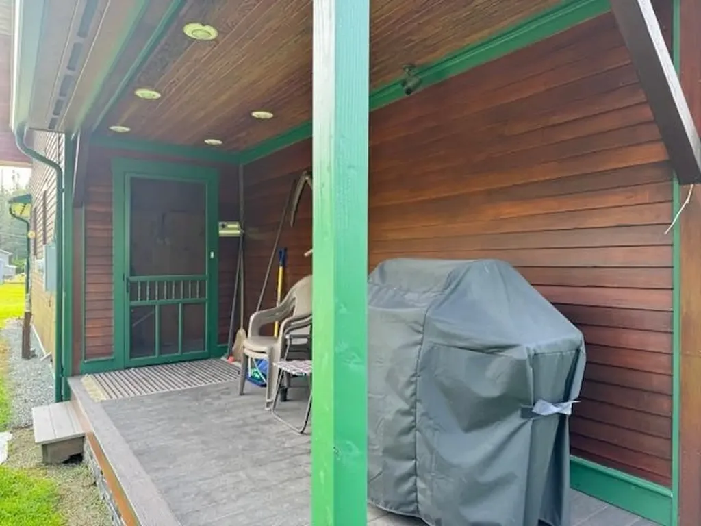 449 North Pond Road Walden VT 05873