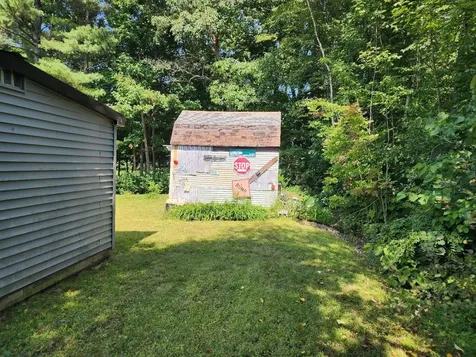 28 Cherry Street Belmont NH 03220