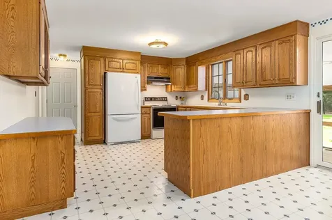 6 Northrup Drive Brentwood NH 03833