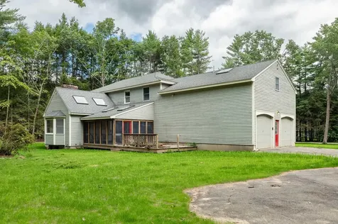 6 Northrup Drive Brentwood NH 03833